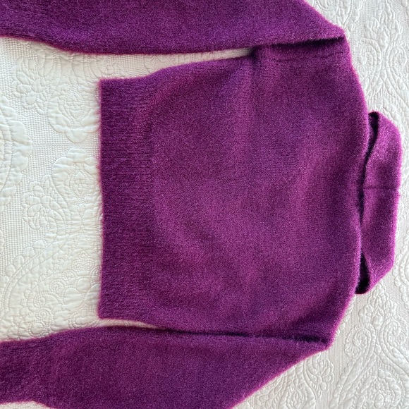 House of Harlow 1960 Glam Cropped Cardigan - Picture 3 of 7